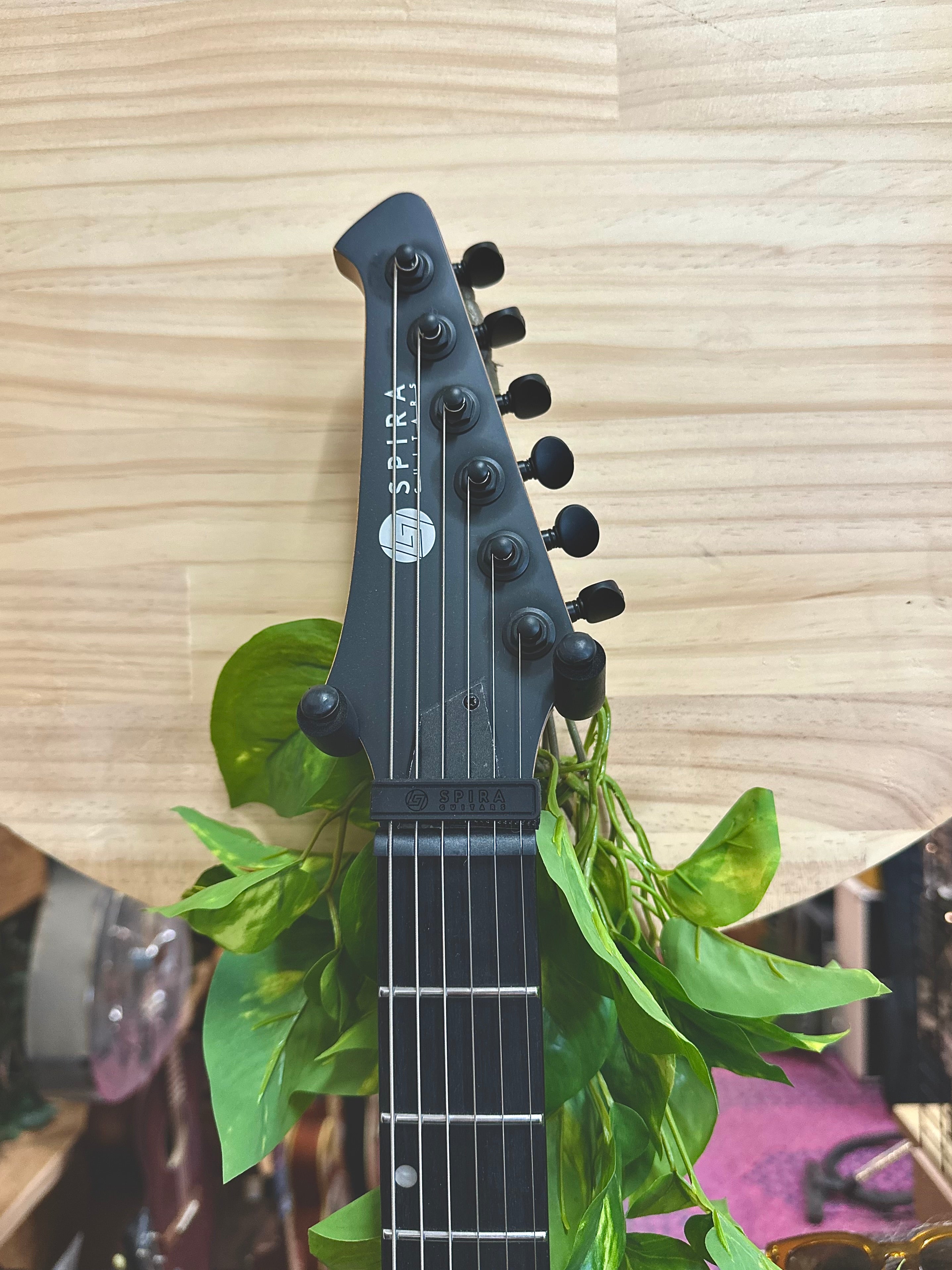 Spira Guitars | S-400 MBL | Satin Blue Spira Guitars | S-400 MBL | Satin Blue